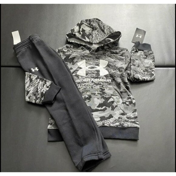 NWT Under Armour Hoodie & Sweats Set Boys Size 2T